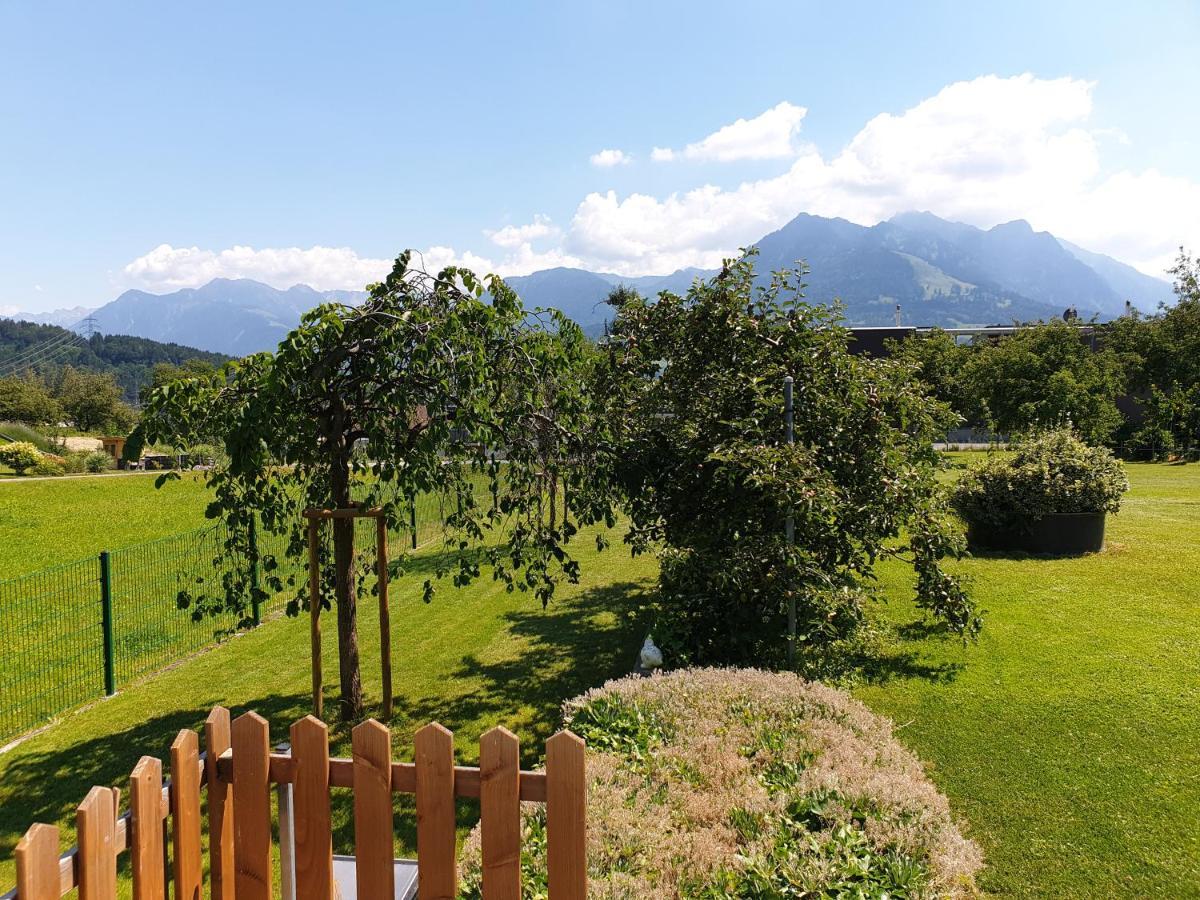 Ferienwohnung Metzler - Blick Auf Die Berge Göfis Dış mekan fotoğraf