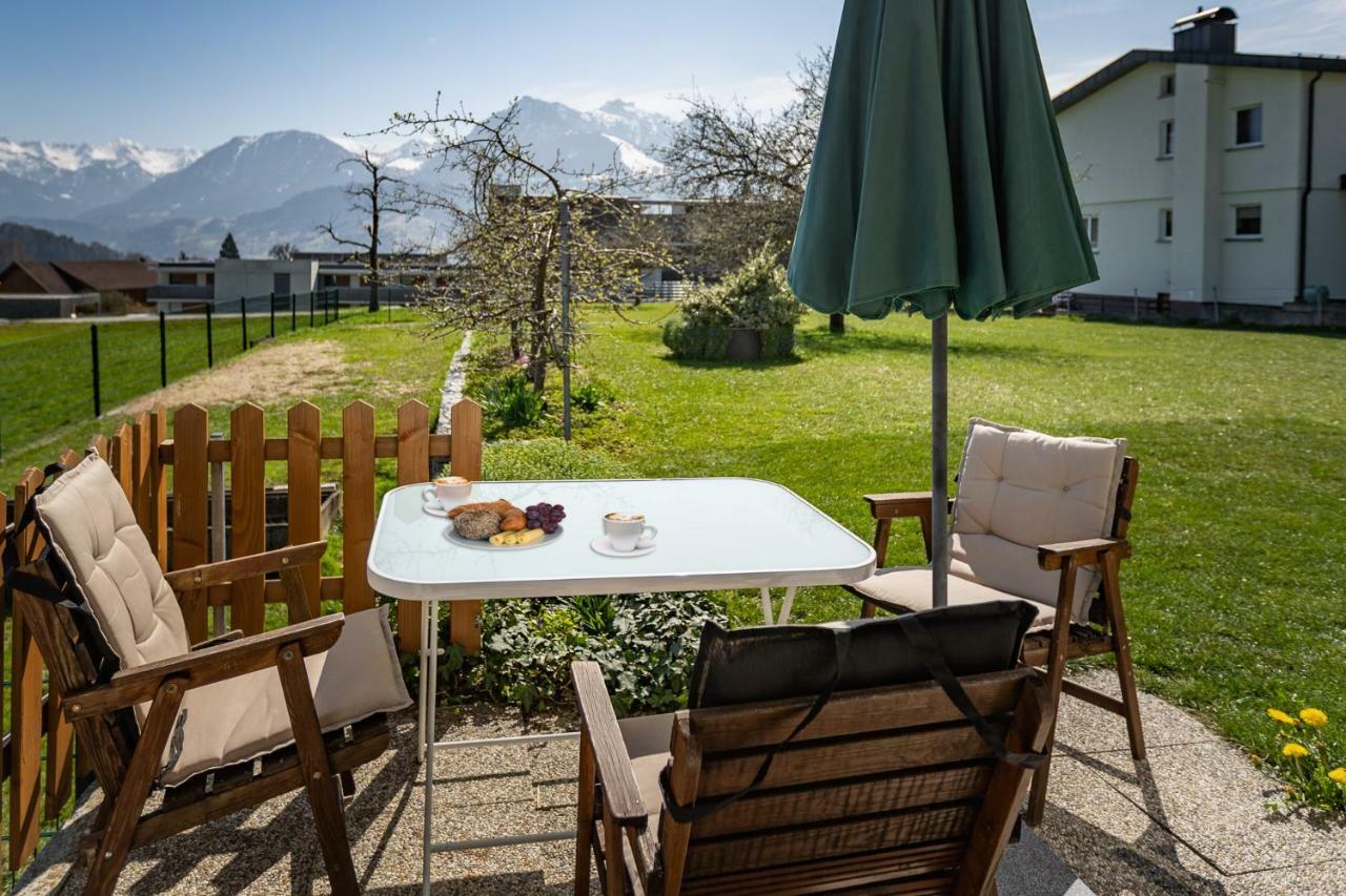 Ferienwohnung Metzler - Blick Auf Die Berge Göfis Dış mekan fotoğraf